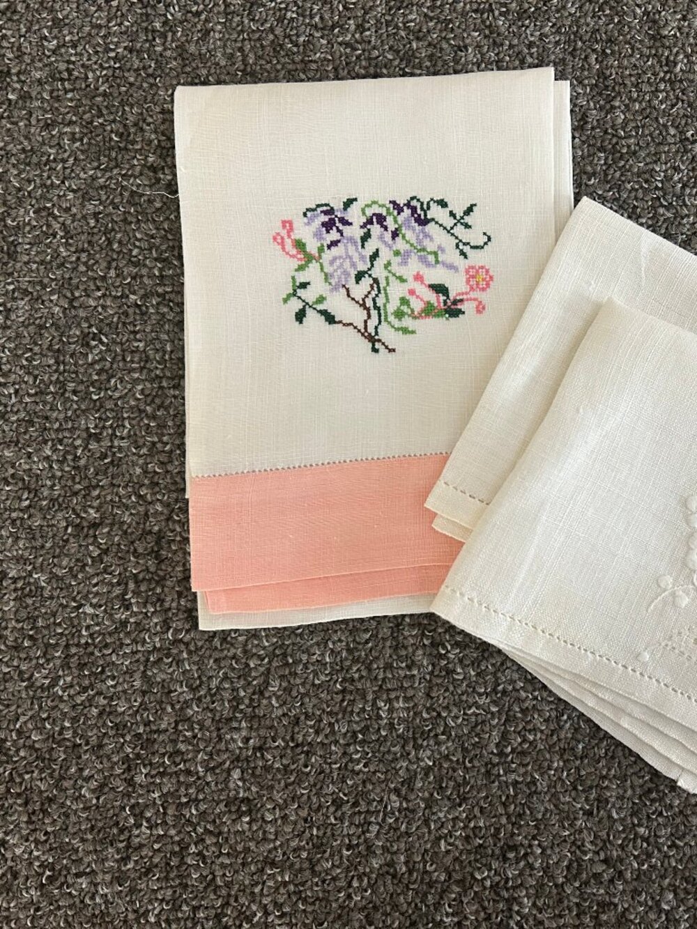Set/3: 1 Tea Towel & 2 Napkins